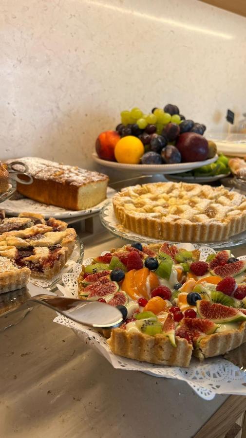 Essenza Relais Contemporaneo Bed & Breakfast Cisternino Bagian luar foto