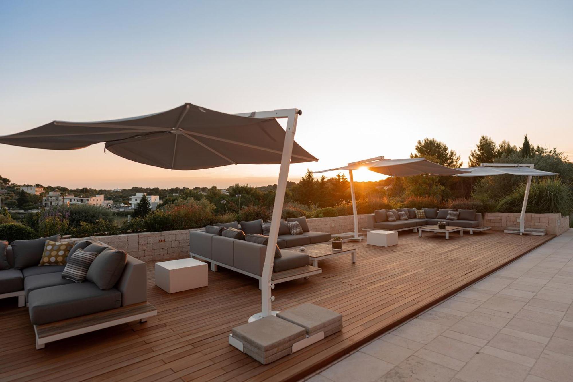 Essenza Relais Contemporaneo Bed & Breakfast Cisternino Bagian luar foto