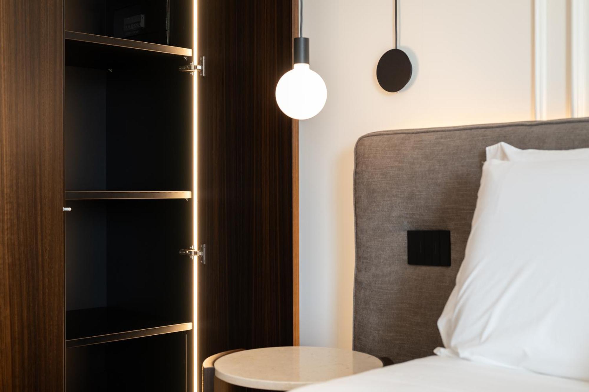 Essenza Relais Contemporaneo Bed & Breakfast Cisternino Bagian luar foto